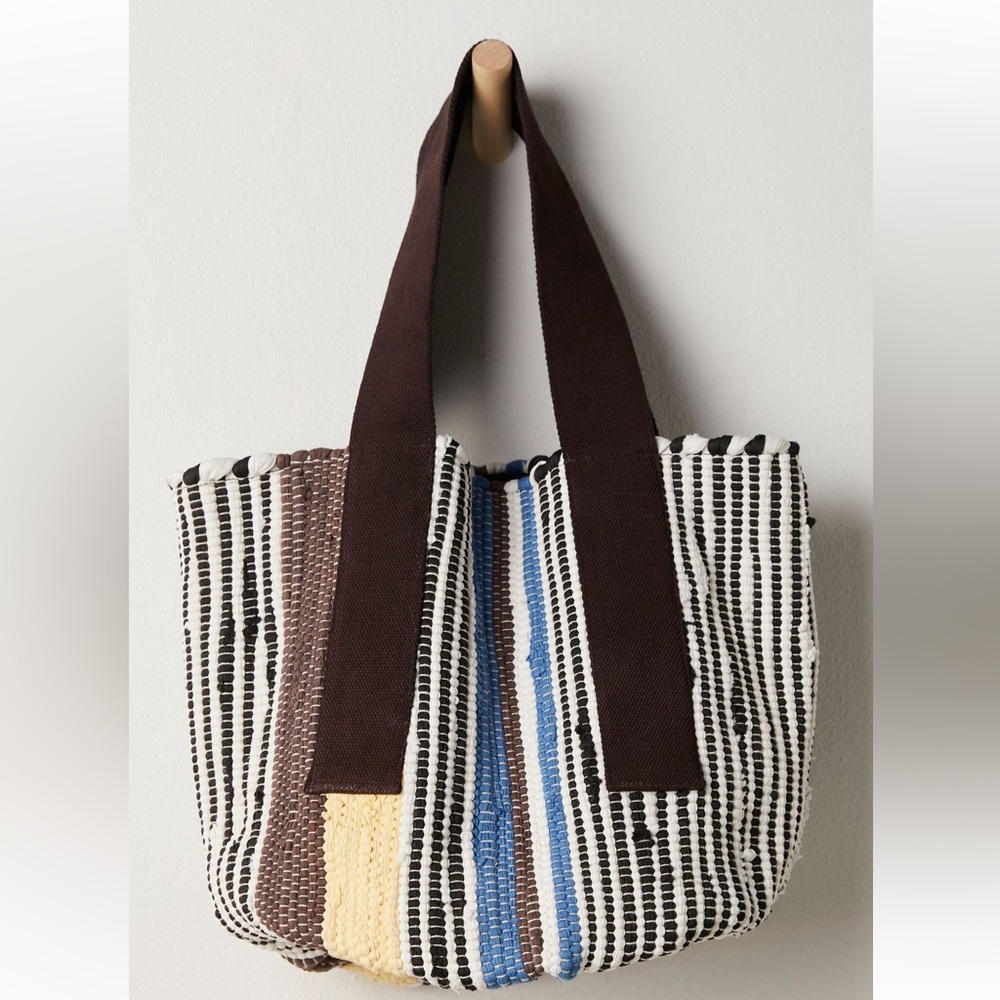 NWT - Driftwood Rug Tote Bag